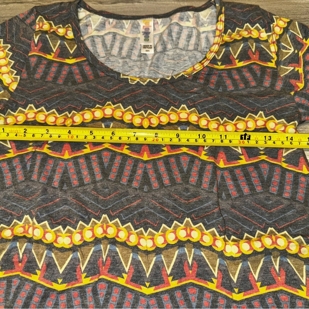 EASTER READY Colorful Geometric Patterned Top - Picture 3 of 5
